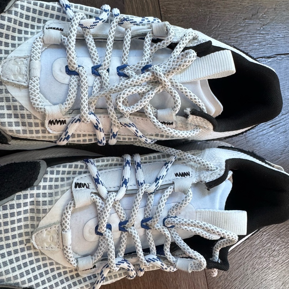 Under Armour HOVR Sneakers - White and Black - Picture 4 of 4